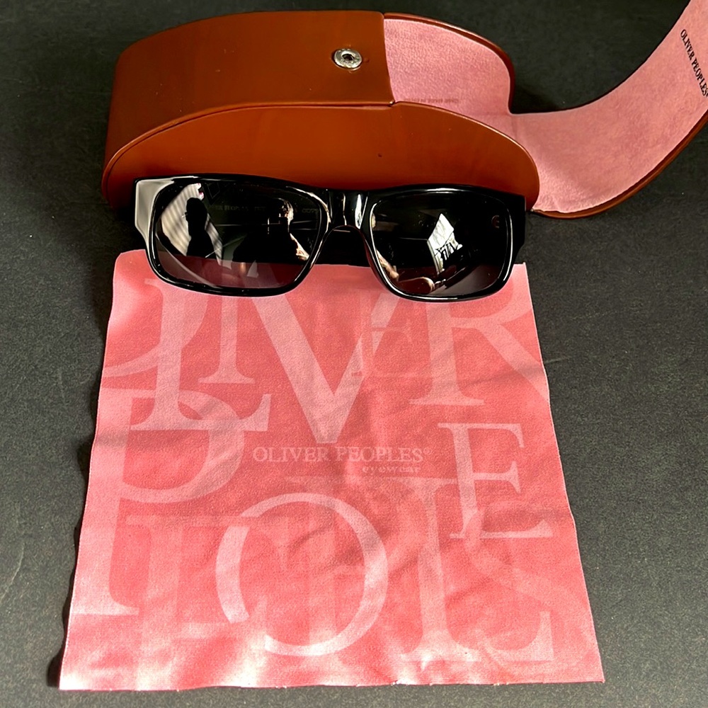 Oliver Peoples Glossy Black Sunglasses - Picture 16 of 16
